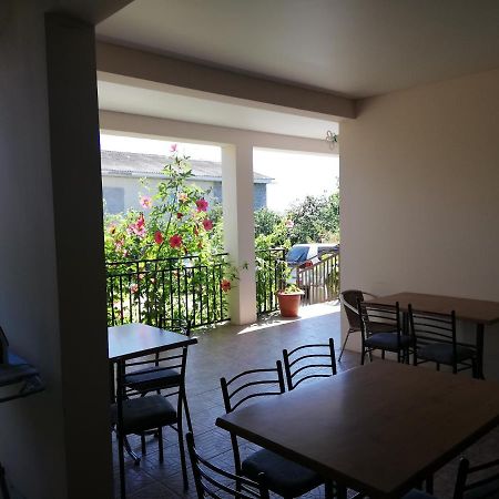 Aparthotel Na Abovyana 7 New Athos Exterior photo